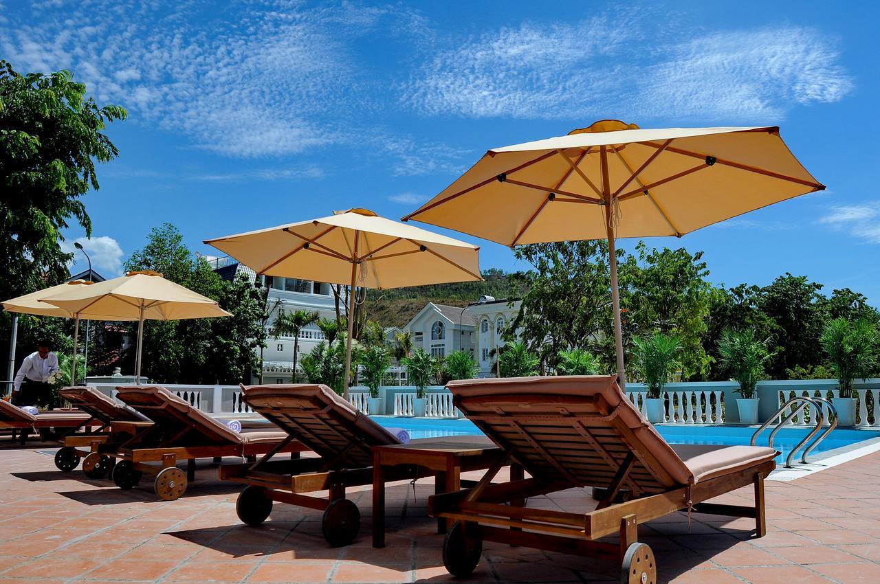 Verano Hotel Nha Trang Bagian luar foto