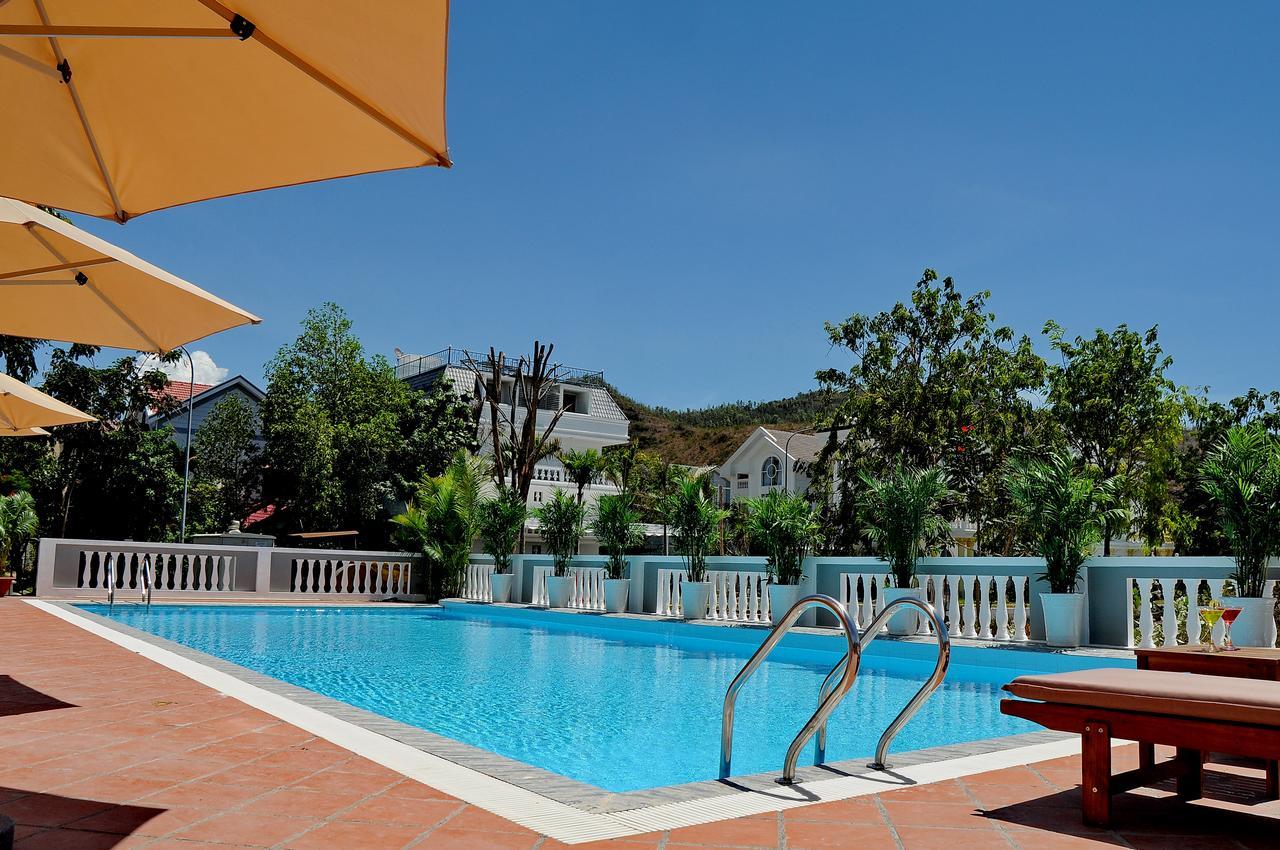 Verano Hotel Nha Trang Bagian luar foto